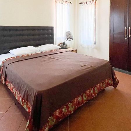 Kelapa Guest House Jimbaran Redpartner Bali Zewnętrze zdjęcie