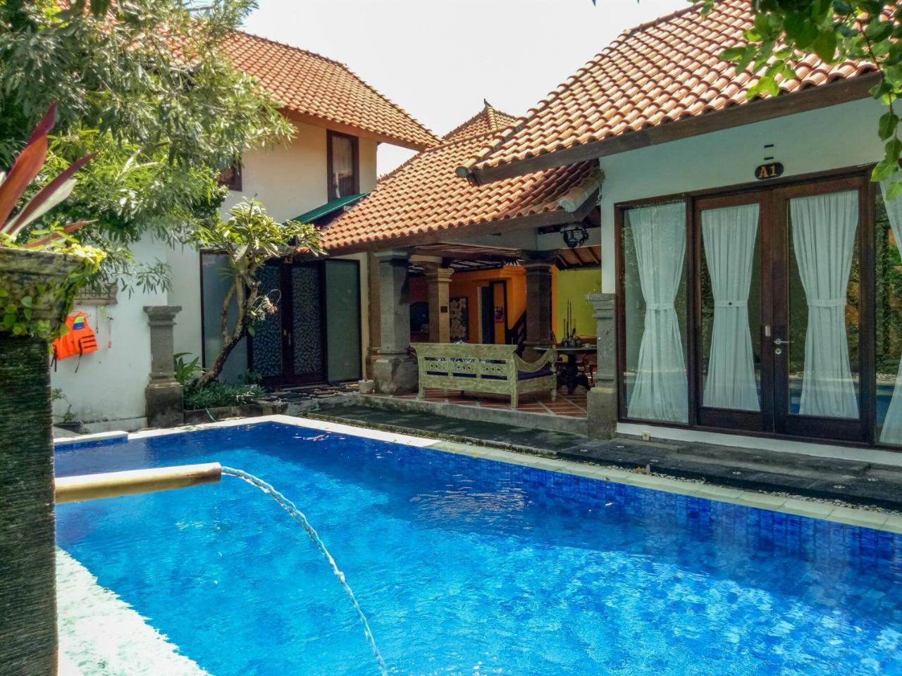 Kelapa Guest House Jimbaran Redpartner Bali Zewnętrze zdjęcie